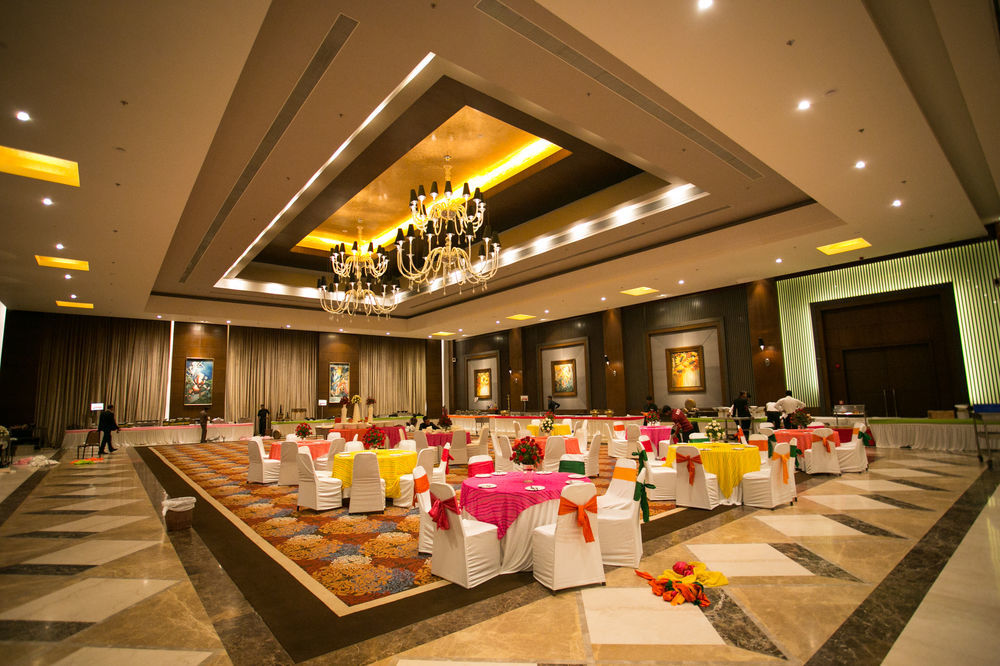 Sheraton Grand Palace 5*
